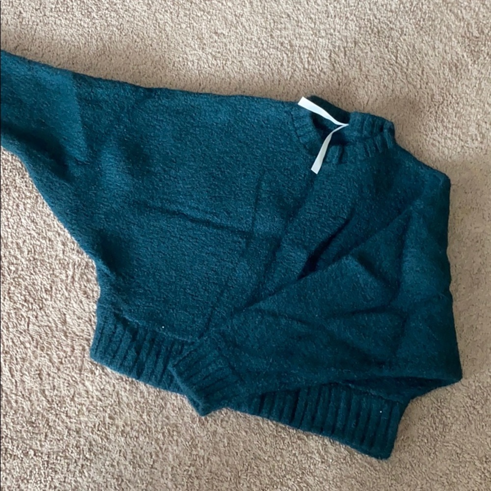 Dark Green Cropped Fleece Sweater